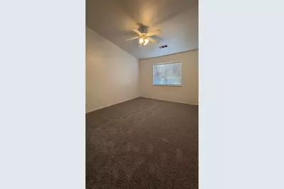 1727 Hume Dr, Sanger, CA 93657 - Photo 9