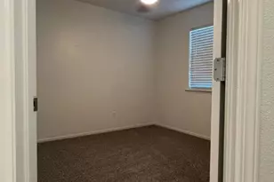 1727 Hume Dr, Sanger, CA 93657 - Photo 7