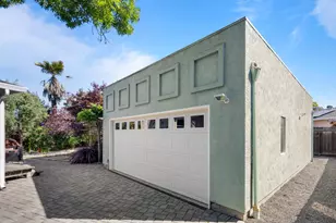 30 Meadow Ln, Redwood City, CA 94063 - Photo 23