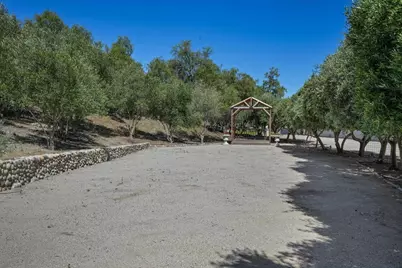 2727 Thomas Rd, Hollister, CA 95023 - Photo 73