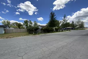 709-950 Willow St, Susanville, CA 96130 - Photo 9