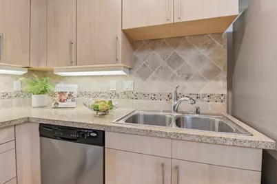 88 Bush St 2123, San Jose, CA 95126 - Photo 7