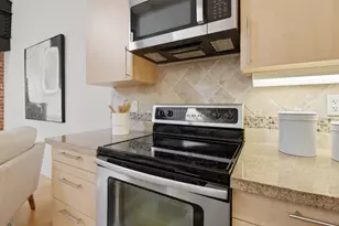 88 Bush St 2123, San Jose, CA 95126 - Photo 9