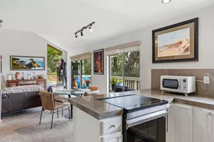 70 Forest Ridge Rd 1, Monterey, CA 93940 - Photo 7