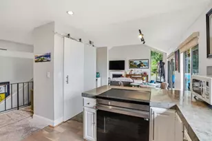 70 Forest Ridge Rd 1, Monterey, CA 93940 - Photo 15