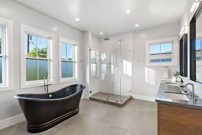1050 Lincoln Ct, San Jose, CA 95125 - Photo 25