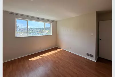 1 Parkside Ave, Daly City, CA 94015 - Photo 17