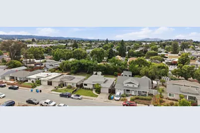 1425 Royal Ave, San Mateo, CA 94401 - Photo 33