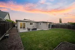 1425 Royal Ave, San Mateo, CA 94401 - Photo 23