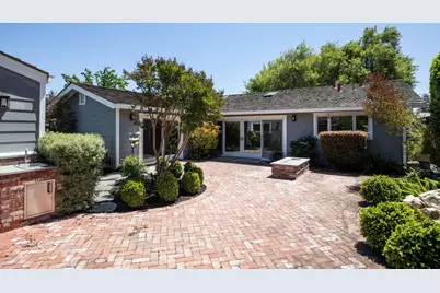 1102 Solana Dr, Mountain View, CA 94040 - Photo 5