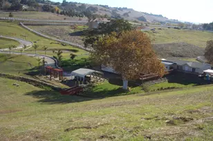 2580 Bridle Path Dr, Gilroy, CA 95020 - Photo 3