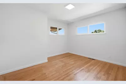 1720 Terrace Dr, Belmont, CA 94002 - Photo 21
