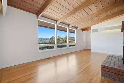 1720 Terrace Dr, Belmont, CA 94002 - Photo 17