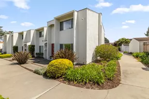 3137 Seacrest Ave 5, Marina, CA 93933 - Photo 1
