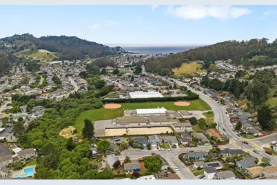 1336 Avila Ct, Pacifica, CA 94044 - Photo 37