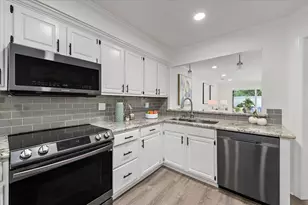 17171 Creekside Cir, Morgan Hill, CA 95037 - Photo 9