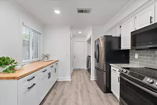 17171 Creekside Cir, Morgan Hill, CA 95037 - Photo 11