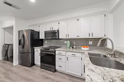 17171 Creekside Cir, Morgan Hill, CA 95037 - Photo 9