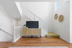 231 Peppermint Tree Ter 3, Sunnyvale, CA 94086 - Photo 11