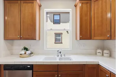 231 Peppermint Tree Ter 3, Sunnyvale, CA 94086 - Photo 17