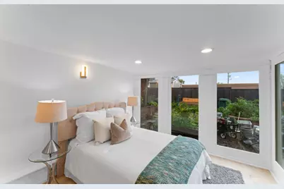 300 Klamath St, Brisbane, CA 94005 - Photo 17
