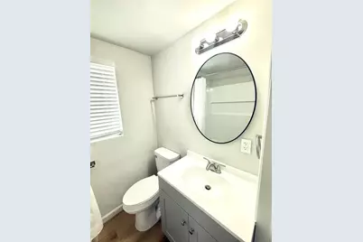 1390 E Santa Clara St, San Jose, CA 95116 - Photo 11