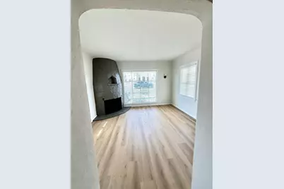 1390 E Santa Clara St, San Jose, CA 95116 - Photo 13