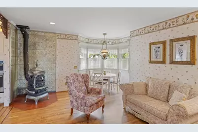 132 Forest Ave, Pacific Grove, CA 93950 - Photo 7