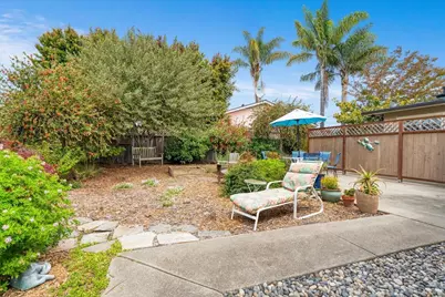 5 Delaney Ave, Watsonville, CA 95076 - Photo 29