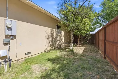 3870 E Nevada Ave, Fresno, CA 93702 - Photo 21