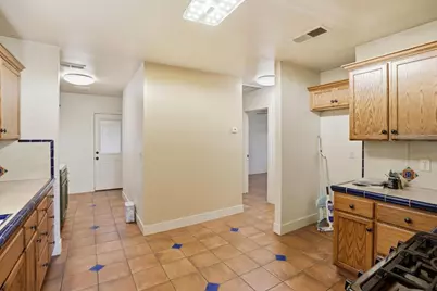 3870 E Nevada Ave, Fresno, CA 93702 - Photo 7