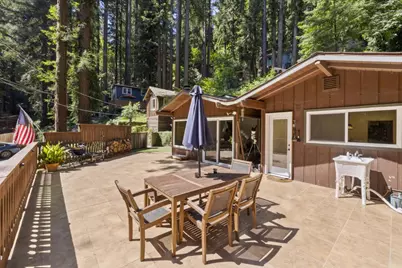 20851 Assiniboine Trl, Los Gatos, CA 95033 - Photo 17