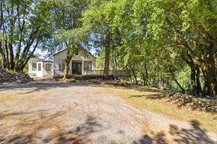 15880 Soda Springs Rd, Los Gatos, CA 95033 - Photo 3