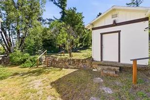 15880 Soda Springs Rd, Los Gatos, CA 95033 - Photo 29