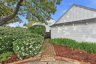 20 Kent Pl, Palo Alto, CA 94301 - Photo 79