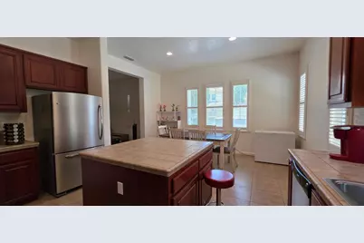 9403 Vintner Cir, Patterson, CA 95363 - Photo 9