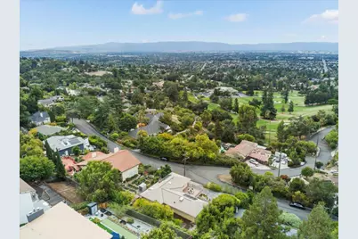 15836 Highland Dr, San Jose, CA 95127 - Photo 27