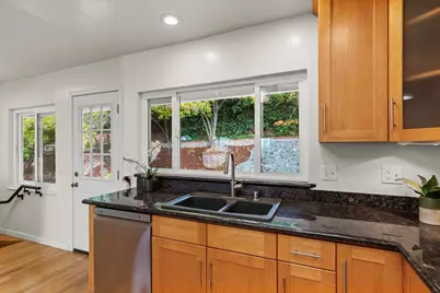 15836 Highland Dr, San Jose, CA 95127 - Photo 9