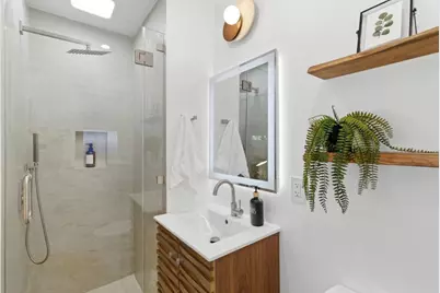 2101 Leon Dr, San Jose, CA 95128 - Photo 31