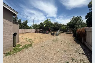 1508 Picardy Dr, Modesto, CA 95351 - Photo 17