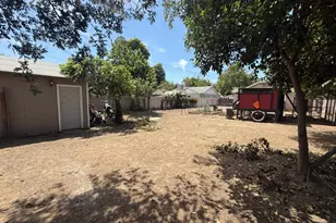 1508 Picardy Dr, Modesto, CA 95351 - Photo 27
