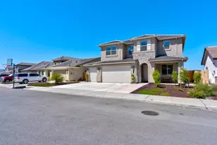 1174 Sunridge Dr, Hollister, CA 95023 - Photo 3