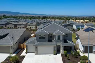 1174 Sunridge Dr, Hollister, CA 95023 - Photo 49