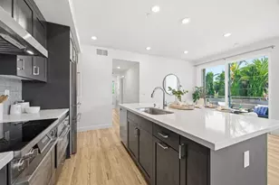 1303 Barbet Cir 11, Sunnyvale, CA 94087 - Photo 11