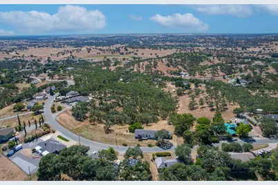 7242 Da Lee Rd, Valley Springs, CA 95252 - Photo 5