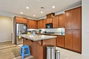 7905 Springarden Wy, Sacramento, CA 95828 - Photo 3