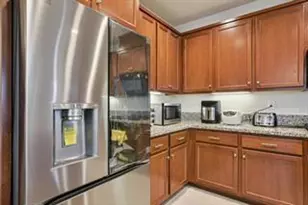 7905 Springarden Wy, Sacramento, CA 95828 - Photo 5