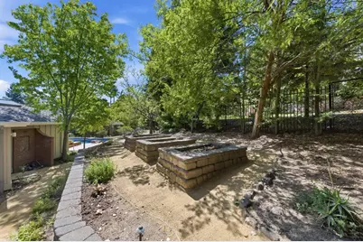 12681 Miraloma Way, Los Altos Hills, CA 94024 - Photo 85