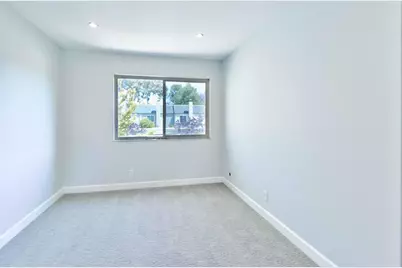 1008 Fontana Dr, Alameda, CA 94502 - Photo 31