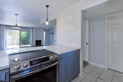 1008 Fontana Dr, Alameda, CA 94502 - Photo 9